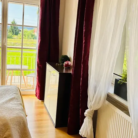 Ck 아파트 Oberhofen am Irrsee